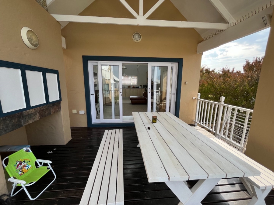 5 Bedroom Property for Sale in Hersham Western Cape